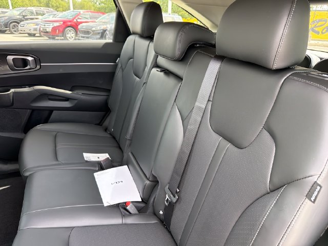 New 2026 Kia Sorento S AWD/4WD image 19