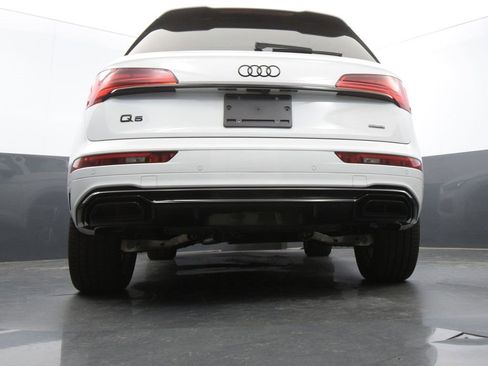 Certified 2025 Audi Q5 2.0T Premium Plus w/ Premium Plus Package image 38