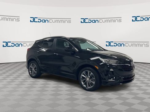 Used 2023 Buick Encore GX Select w/ Experience Buick Package FWD image 2