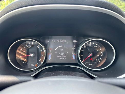 Used 2021 Jeep Compass Limited FWD image 23