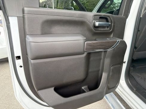 Used 2022 Chevrolet Silverado 3500 LTZ AWD/4WD image 16