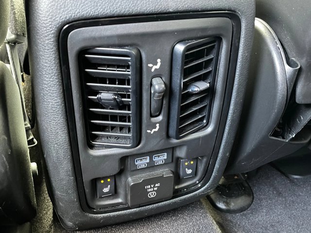 Used 2022 Dodge Durango GT RWD image 16