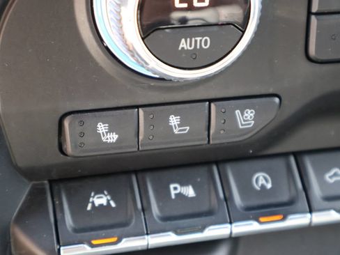 Used 2020 GMC Sierra 1500 AT4 w/ AT4 Premium Package AWD/4WD image 37