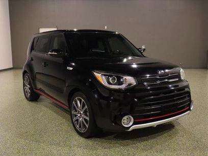 Used 2018 Kia Soul ! w/ Tech Package