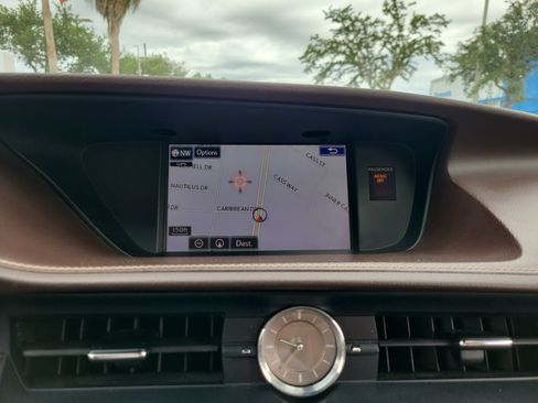 Used 2016 Lexus ES 350 w/ Luxury Package w/Wood Trim FWD image 22
