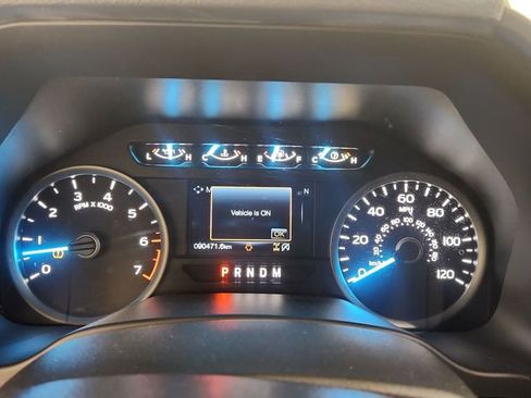 Used 2019 Ford F150 XLT w/ Equipment Group 302A Luxury AWD/4WD image 11