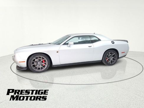 Used 2019 Dodge Challenger R/T Scat Pack w/ Shaker Package image 4