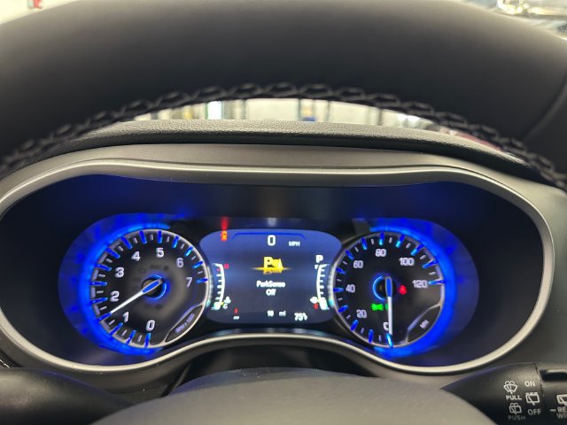 New 2027 Chrysler Pacifica Select w/ Family Tech Group FWD image 27
