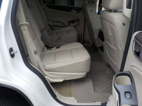 Used 2016 GMC Yukon Denali w/ Open Road Package AWD/4WD image 11