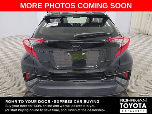 Used 2022 Toyota C-HR Nightshade FWD image 5