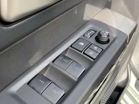 Used 2024 Toyota Tundra Limited image 19