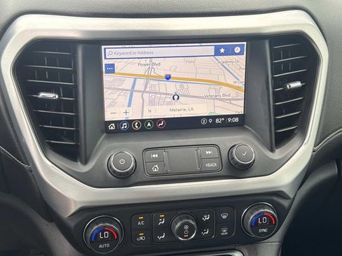 Used 2021 GMC Acadia SLT w/ Elevation Edition FWD image 26