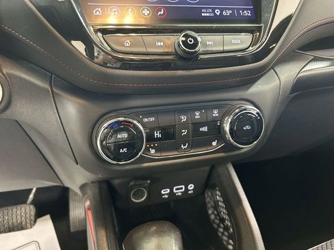 Used 2021 Chevrolet TrailBlazer RS w/ Convenience Package AWD/4WD image 16