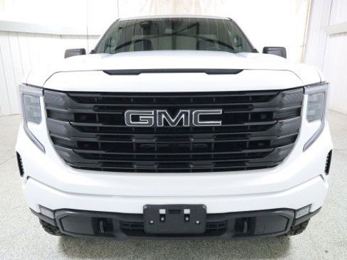 Used 2023 GMC Sierra 1500 Pro w/ Convenience Package AWD/4WD image 7