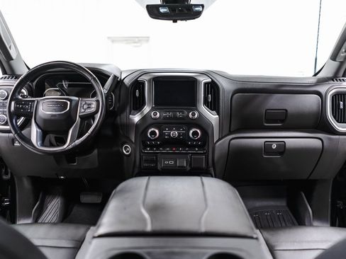 Used 2023 GMC Sierra 2500 Denali w/ Technology Package image 9