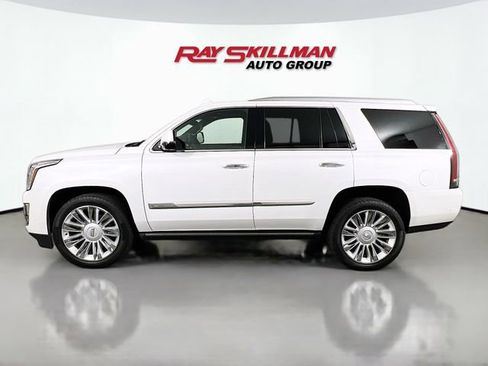 Used 2017 Cadillac Escalade Platinum image 4
