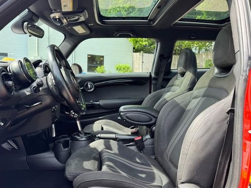 Used 2019 MINI Cooper John Cooper Works FWD image 18