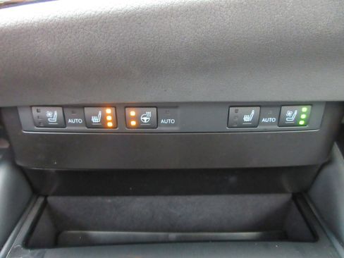 Used 2025 Lexus ES 350 w/ Premium Package image 46