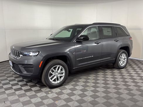 New 2026 Jeep Grand Cherokee Laredo X image 1