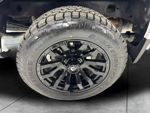 Used 2019 Chevrolet Silverado 1500 LT Trail Boss image 27