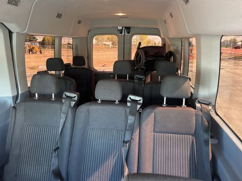 Used 2017 Ford Transit 350 XLT image 3