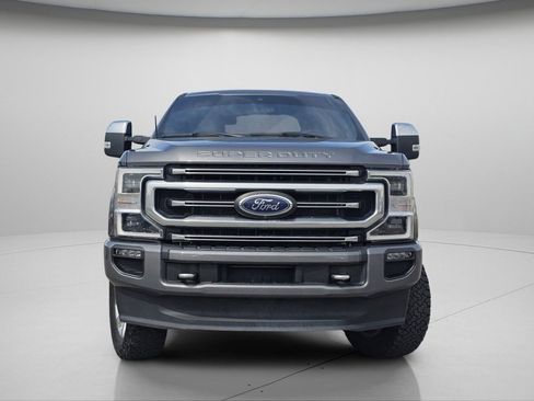 Used 2021 Ford F350 Platinum AWD/4WD image 3
