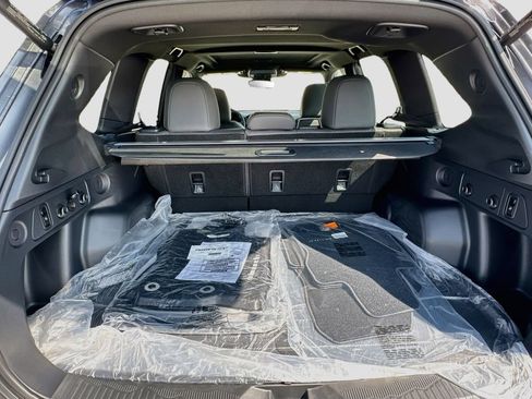 New 2026 Subaru Forester Limited AWD/4WD image 32