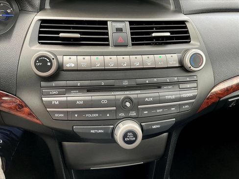 Used 2012 Honda Crosstour EX image 15