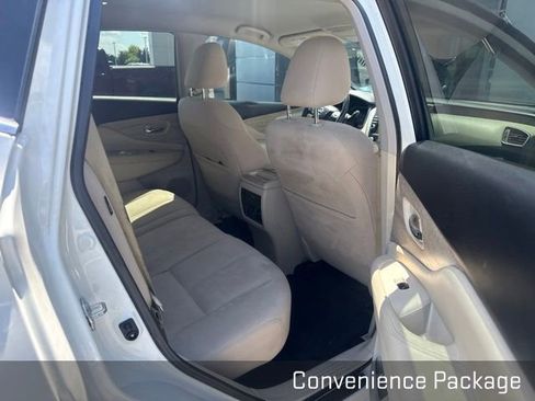 Used 2019 Nissan Murano SV AWD/4WD image 10