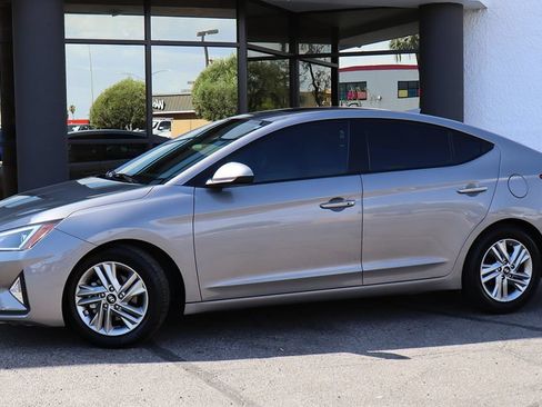 Used 2020 Hyundai Elantra Value Edition w/ Cargo Package (C1) FWD image 4