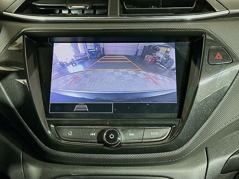 Used 2023 Chevrolet TrailBlazer LT w/ Convenience Package FWD image 15