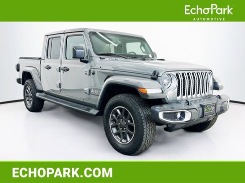 Used 2020 Jeep Gladiator Overland image 1