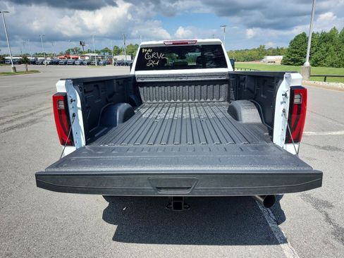 New 2026 GMC Sierra 3500 Pro image 9