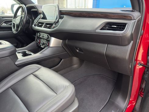 Used 2022 Chevrolet Suburban Z71 w/ Z71 Off-Road Package image 55