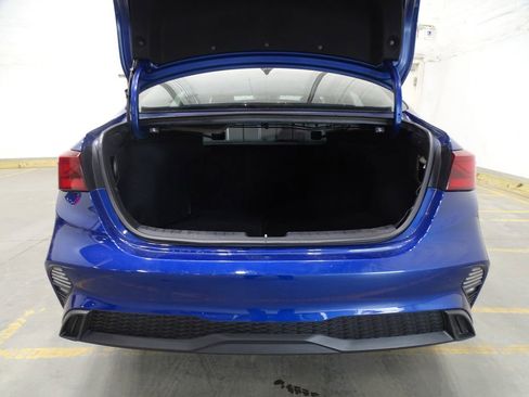 Used 2023 Kia Forte LXS image 13