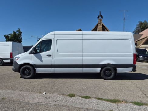 New 2026 Mercedes-Benz Sprinter 2500 image 5