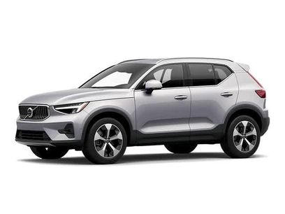 New 2025 Volvo XC40 B5 Plus w/ Protection Package Premier