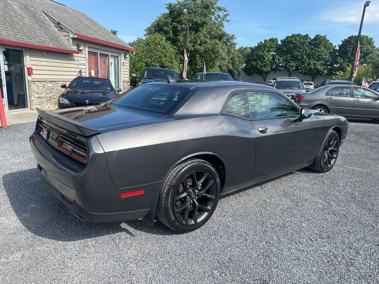 Used 2022 Dodge Challenger SXT w/ Plus Package RWD image 5