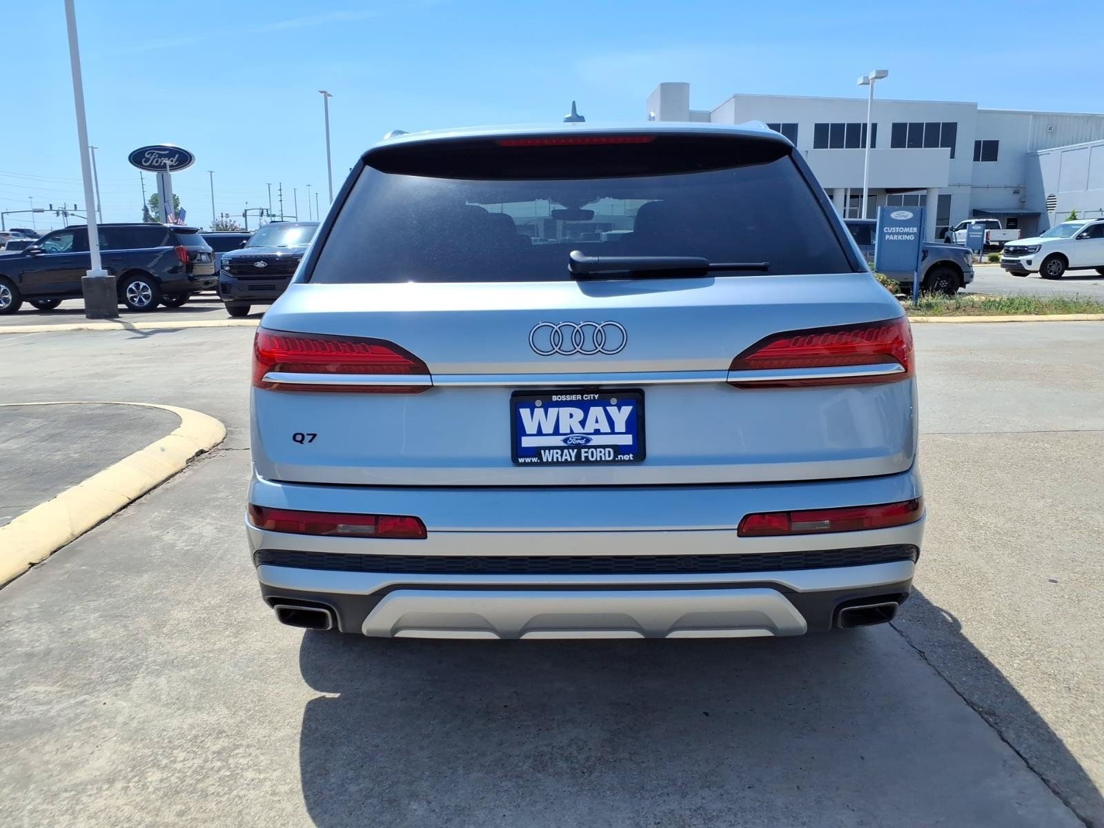 Used 2025 Audi Q7 3.0T Premium Plus AWD/4WD image 3