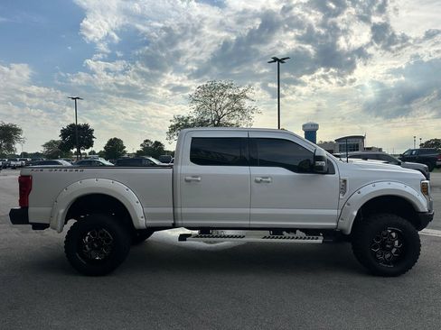 Used 2018 Ford F350 Lariat w/ Lariat Ultimate Package AWD/4WD image 8