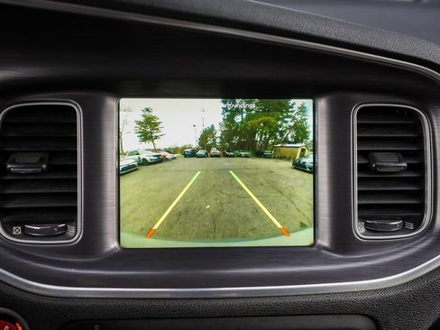 Used 2017 Dodge Charger R/T Scat Pack w/ Beats Audio Group image 31