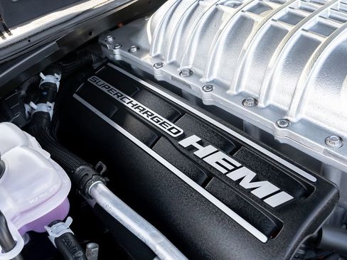 Used 2023 Dodge Challenger SRT Hellcat RWD image 13