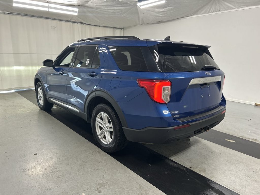 Used 2023 Ford Explorer XLT w/ Class IV Trailer Tow Package AWD/4WD image 7