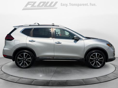 Used 2019 Nissan Rogue SL w/ Premium Package AWD/4WD image 10