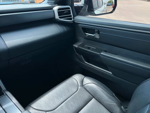 Used 2024 Toyota Tundra Platinum AWD/4WD image 11
