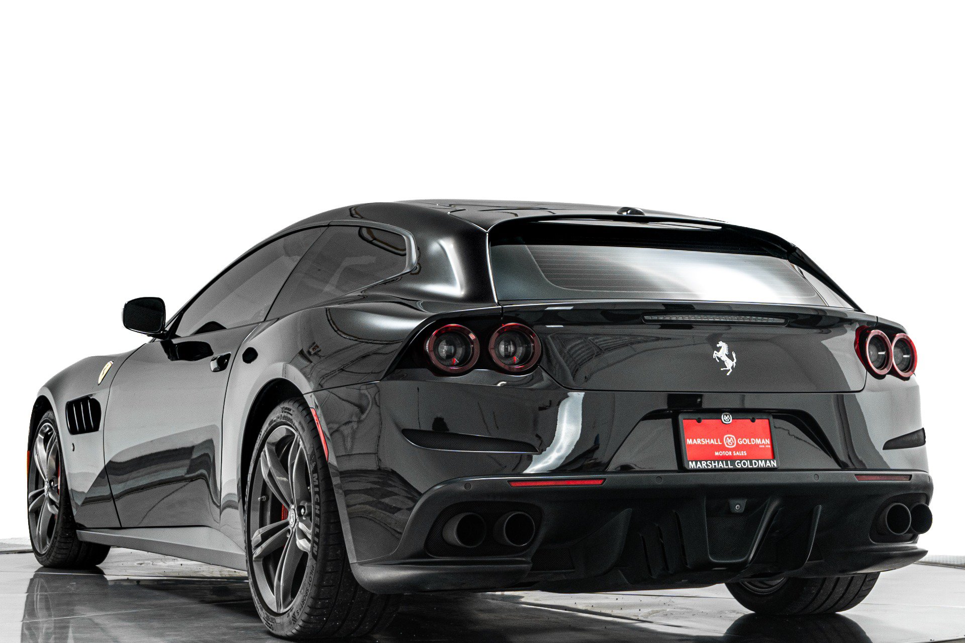 Used 2019 Ferrari GTC4Lusso AWD/4WD image 7
