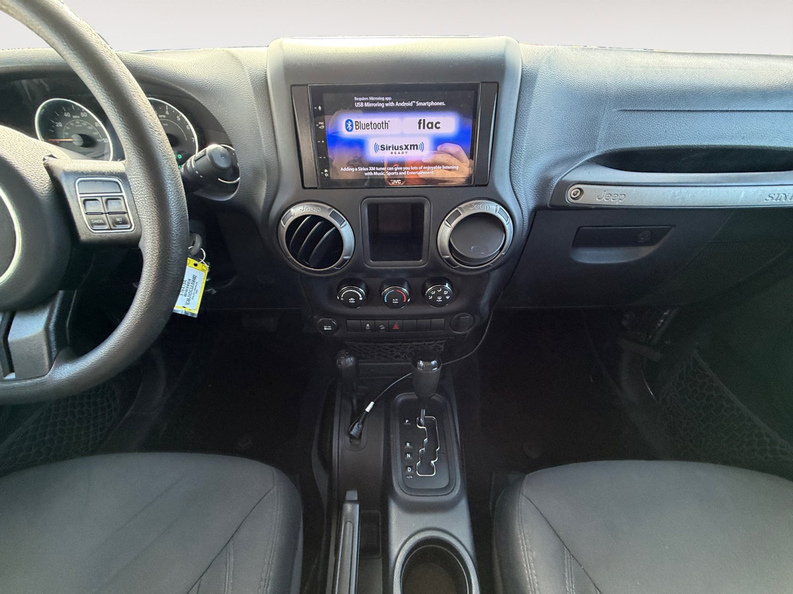 Used 2018 Jeep Wrangler Unlimited Sport AWD/4WD image 11
