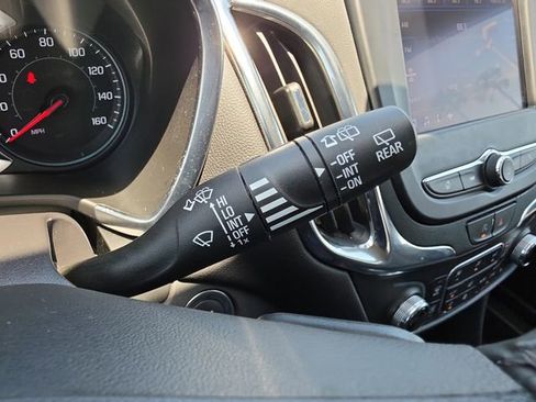 Used 2024 Chevrolet Equinox LT AWD/4WD image 23