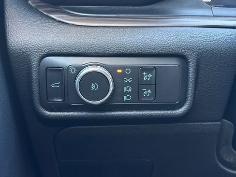 Used 2021 Ford Explorer Limited w/ Equipment Group 301A image 18