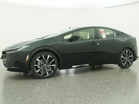 New 2026 Toyota Prius XSE image 8